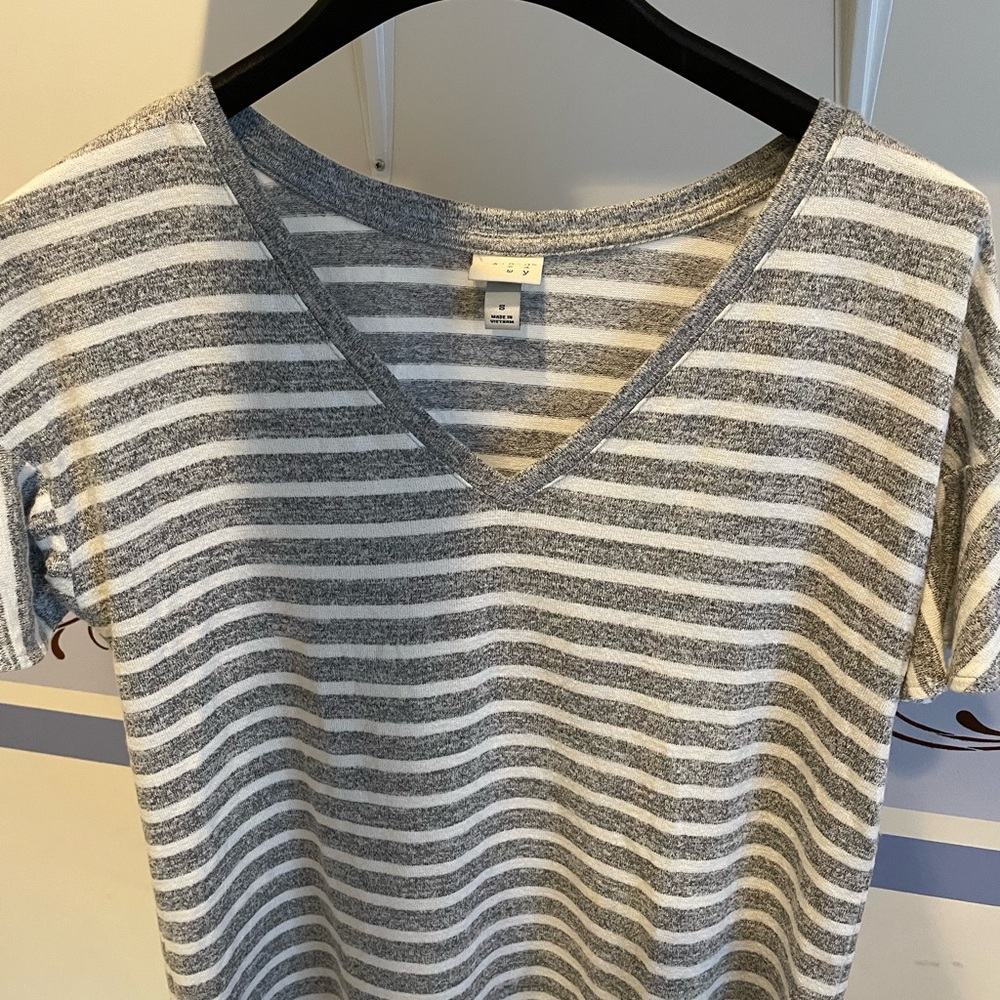 Gray and White Ribbed Fitted Short Sleeve T-Shirt